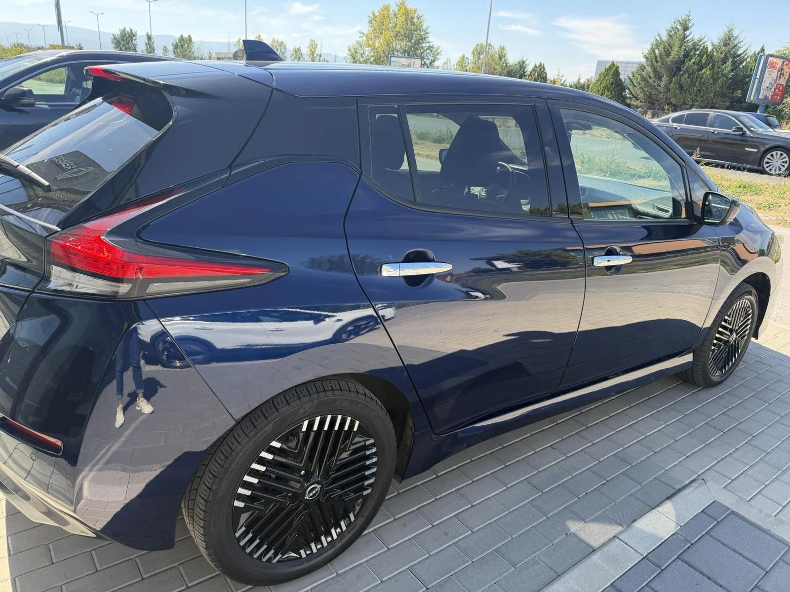 Nissan Leaf , снимка 10 - Автомобили и джипове - 56132305