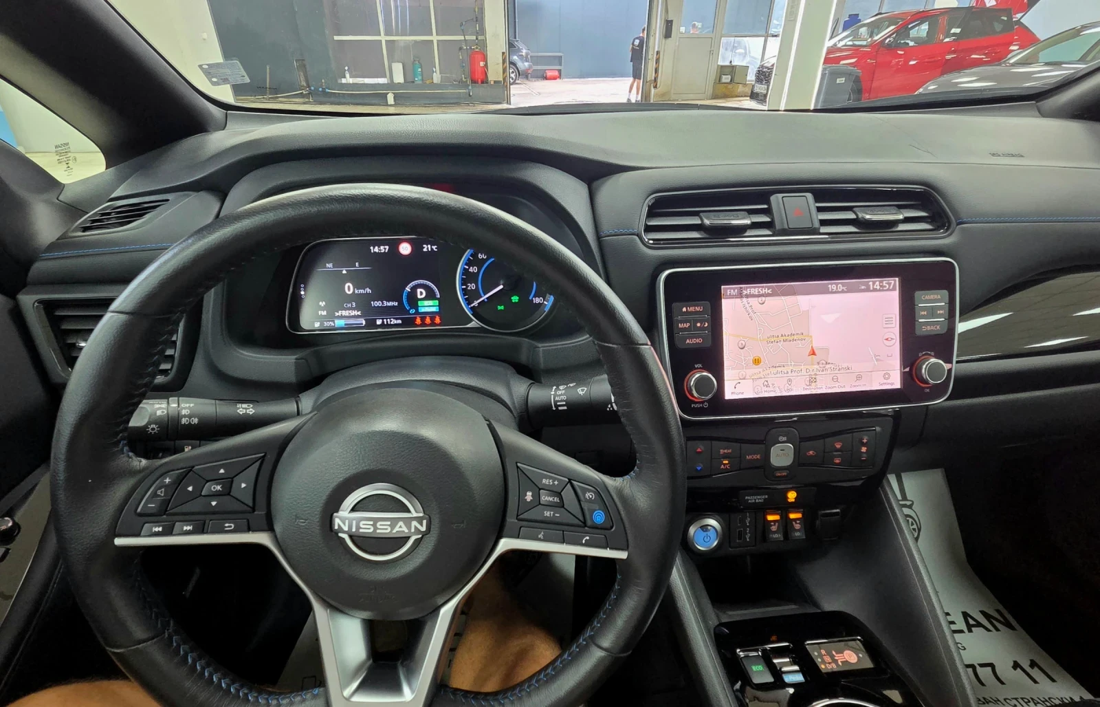 Nissan Leaf  В ГАРАНЦИЯ/TEKNA, снимка 13 - Автомобили и джипове - 55951651
