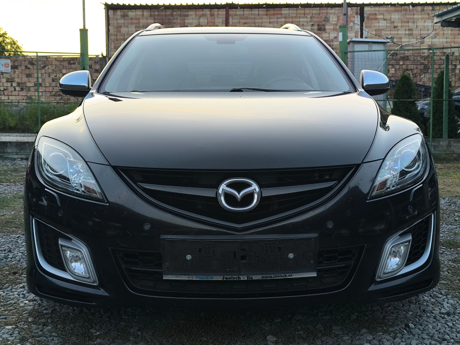 Mazda 6 -2.0D-140кс-6 скорости-КОЖА-КЛИМАТРОНИК-КСЕНОН-, снимка 8 - Автомобили и джипове - 56138797