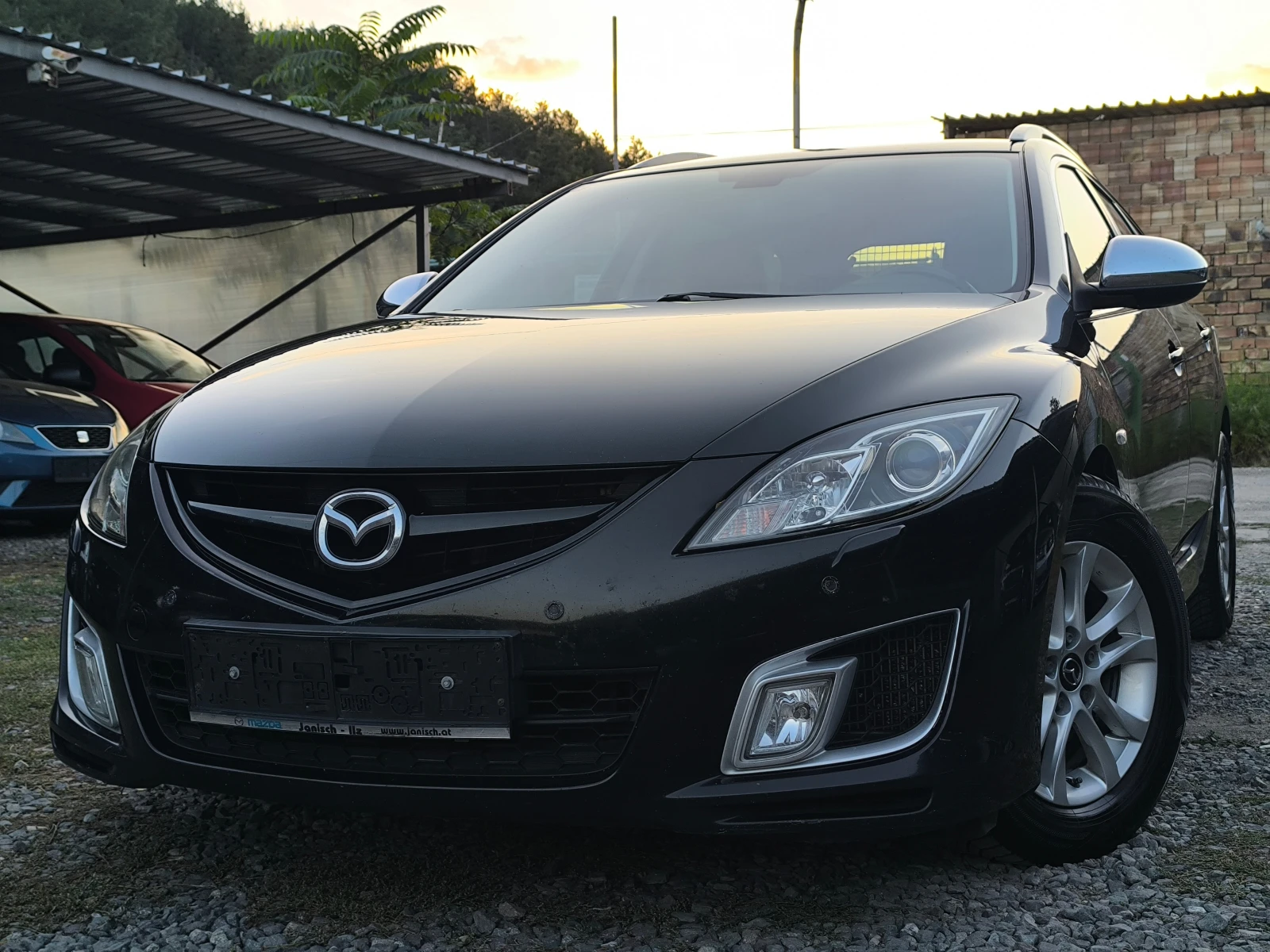 Mazda 6 -2.0D-140кс-6 скорости-КОЖА-КЛИМАТРОНИК-КСЕНОН-, снимка 7 - Автомобили и джипове - 56138797