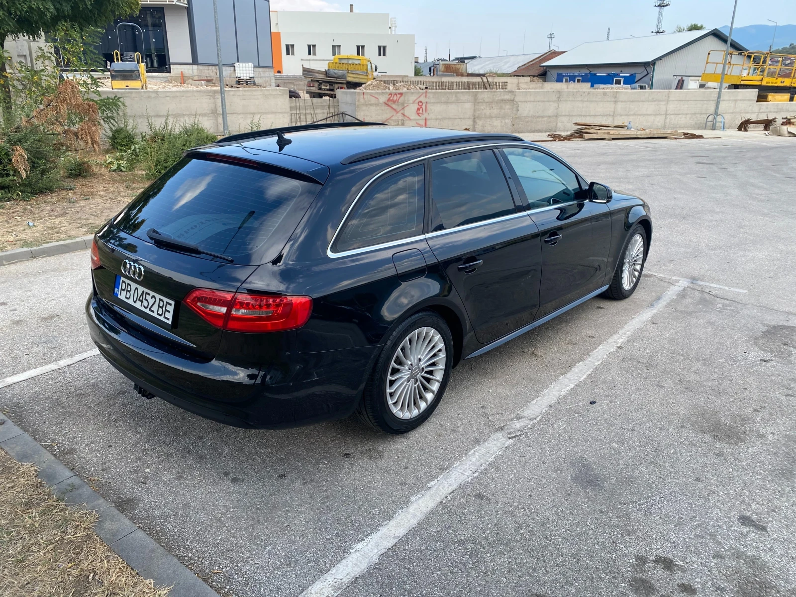 Audi A4 2.0 tdi, снимка 3 - Автомобили и джипове - 56166344