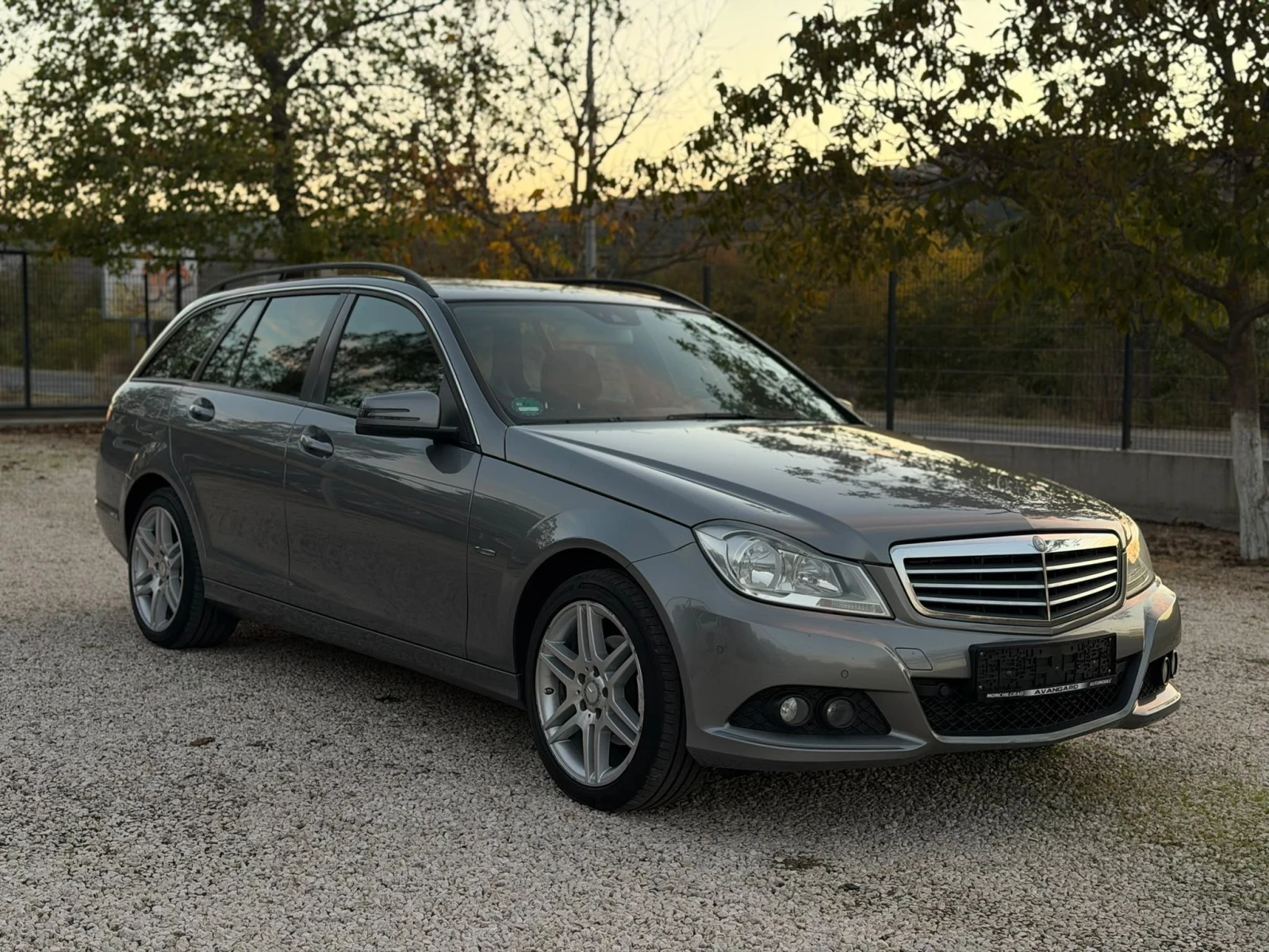Mercedes-Benz C 200 2.2 CDI , снимка 3 - Автомобили и джипове - 56422421