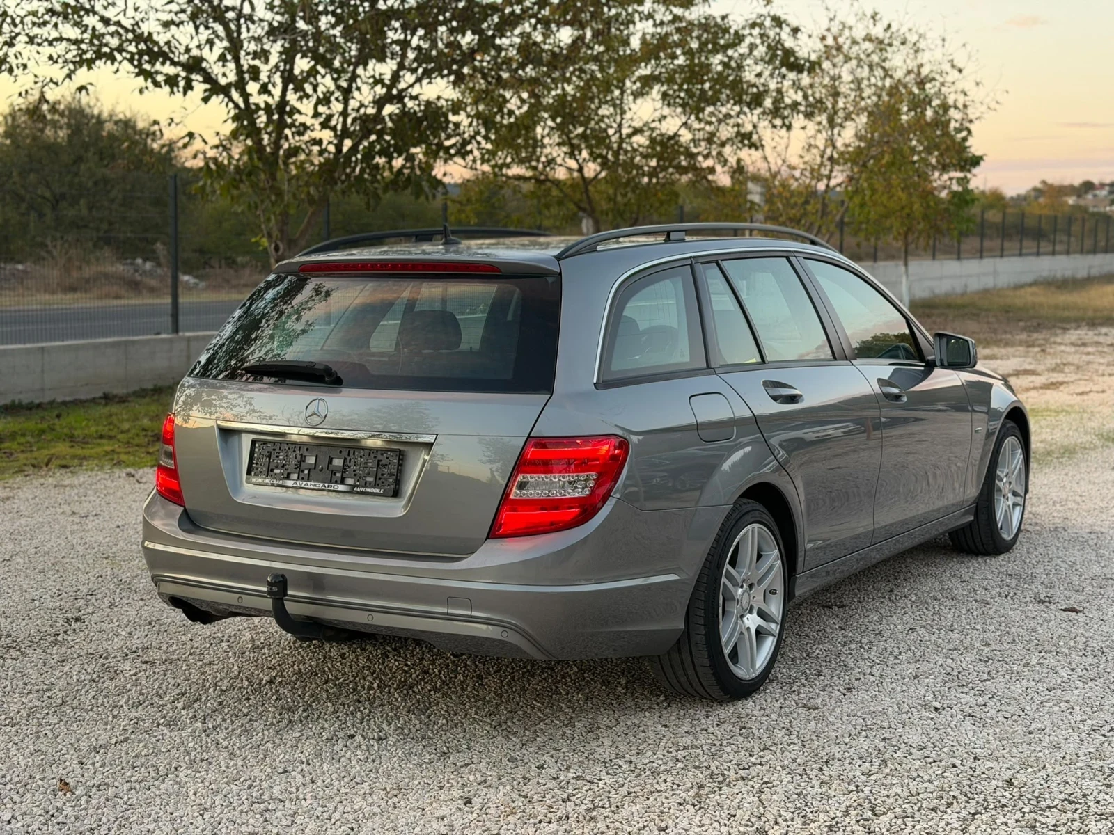 Mercedes-Benz C 200 2.2 CDI , снимка 4 - Автомобили и джипове - 56422421