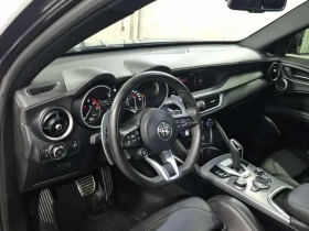 Alfa Romeo Stelvio VELOCE/Дистроник/Шито табло/Пано/Подгрев/2 Ключа - 23990 € / 46920.36 лв. - 50503953 9