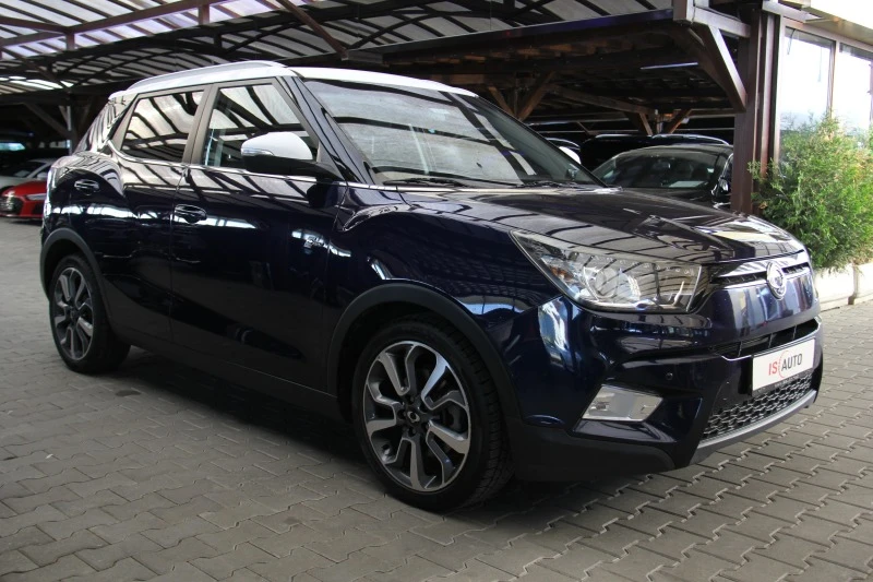 SsangYong Tivoli 4X4/Xenon/Android/Камера/Подгрев/USB, снимка 3 - Автомобили и джипове - 46281435