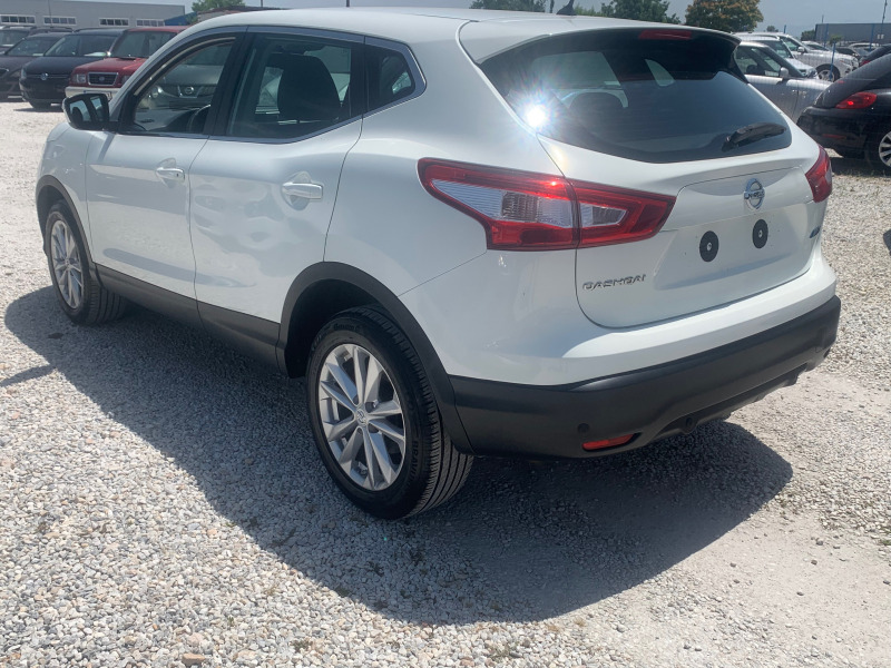 Nissan Qashqai 1.5 dci навигация , снимка 6 - Автомобили и джипове - 46365721