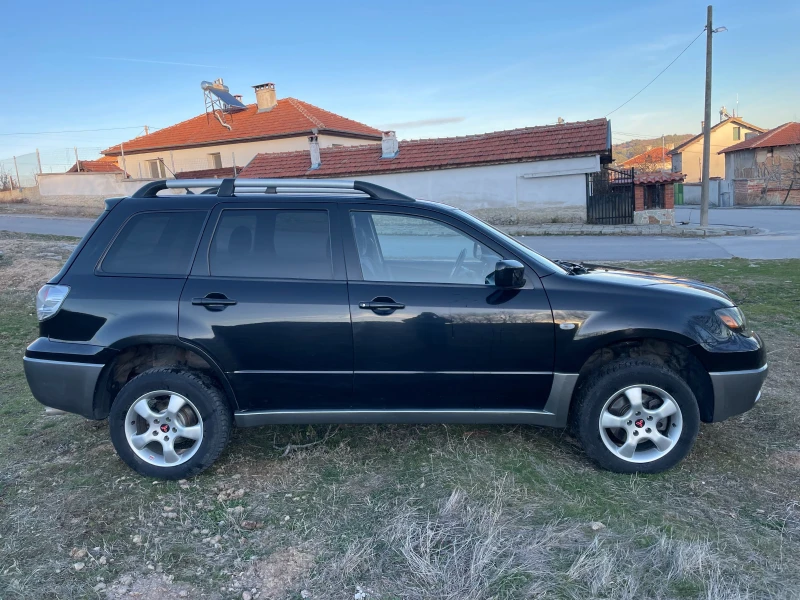 Mitsubishi Outlander 2.4i, снимка 7 - Автомобили и джипове - 48578222