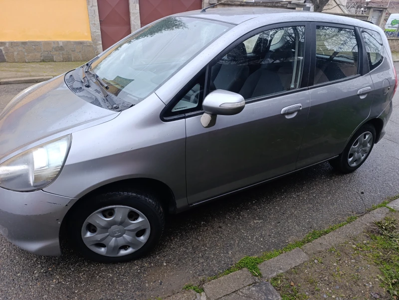 Honda Jazz 1.4i feis, снимка 3 - Автомобили и джипове - 52966857