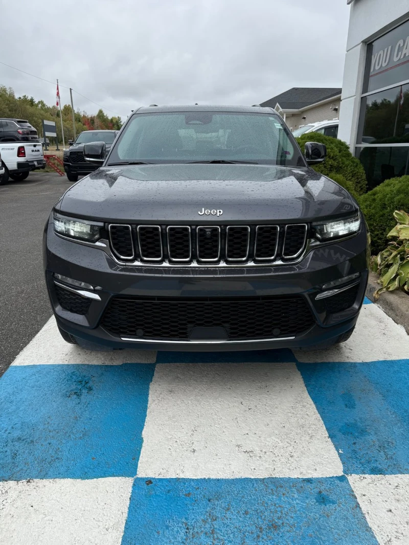 Jeep Grand cherokee 2023* DISTRONIK* PANO* KEYLESS* LANE ASSIST* DIGIT, снимка 2 - Автомобили и джипове - 52664746