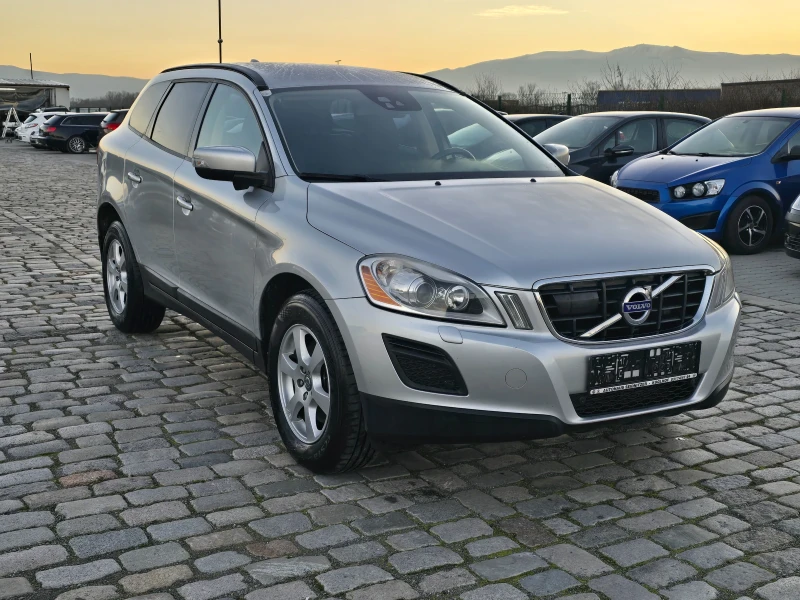 Volvo XC60 2.4 D5 4Х4 РЪЧНИ СКОРОСТИ 2013 ГОДИНА, снимка 3 - Автомобили и джипове - 52806982
