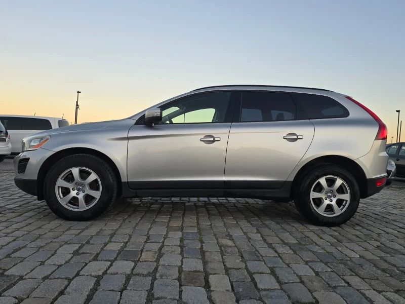 Volvo XC60 2.4 D5 4Х4 РЪЧНИ СКОРОСТИ 2013 ГОДИНА, снимка 4 - Автомобили и джипове - 52806982