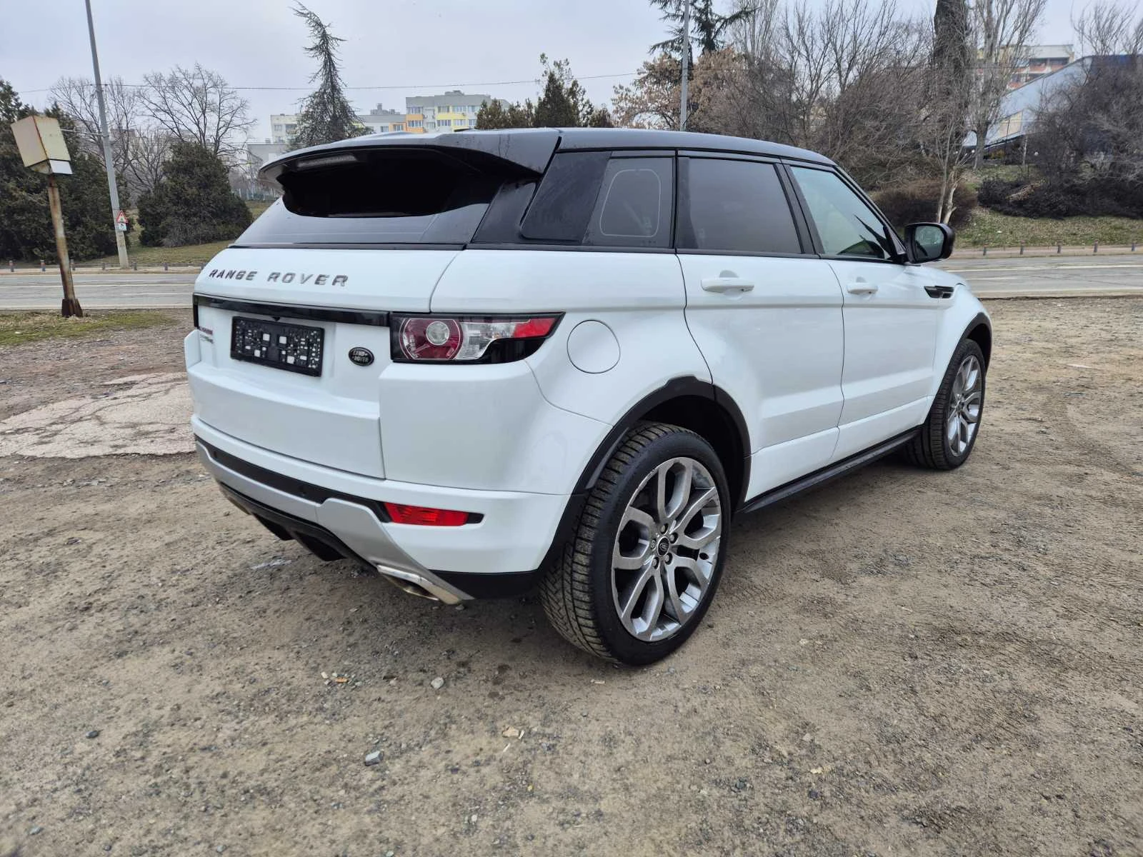 Land Rover Range Rover Evoque 2.2d 190кс - изображение 5