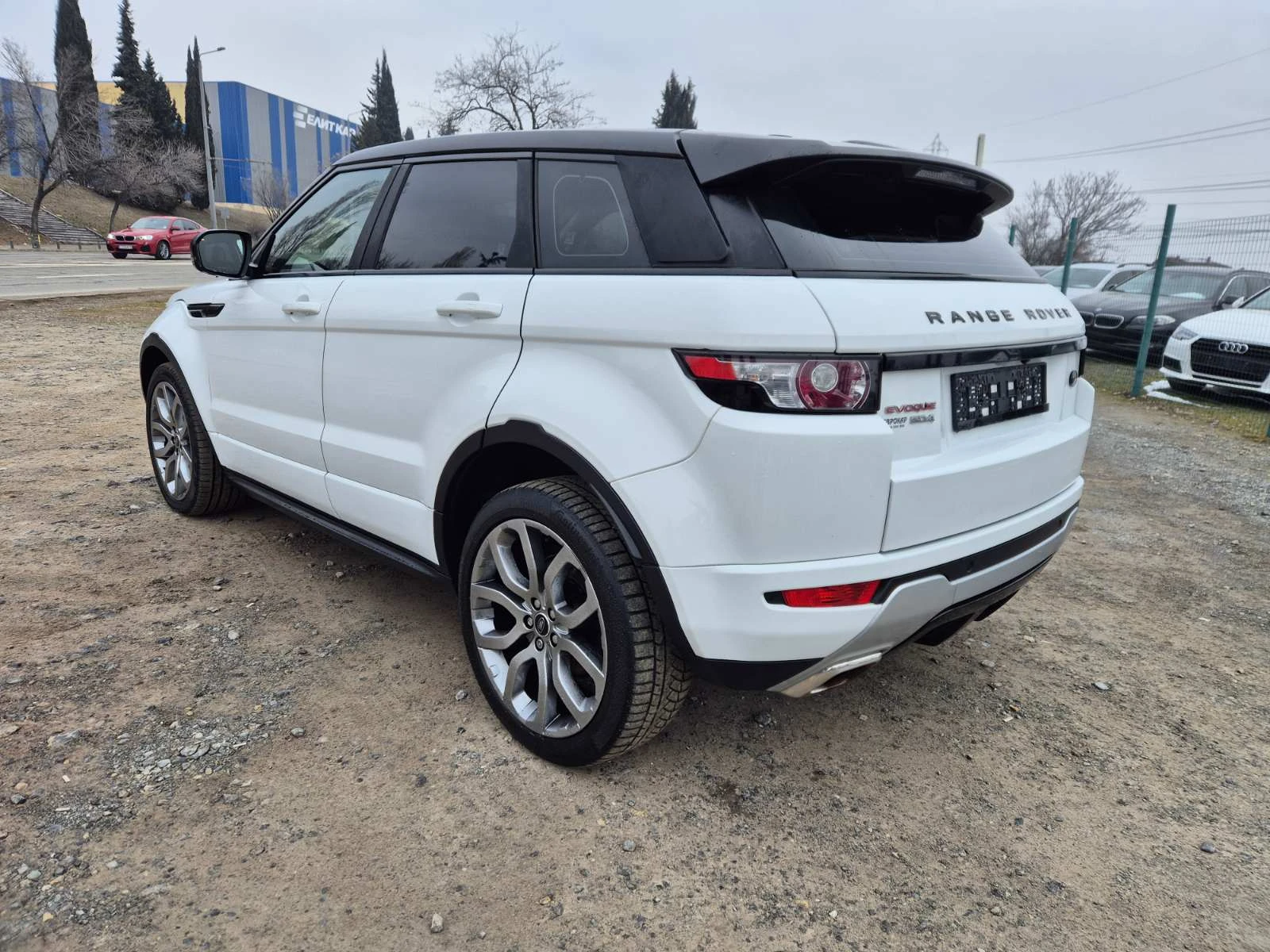 Land Rover Range Rover Evoque 2.2d 190кс - изображение 3