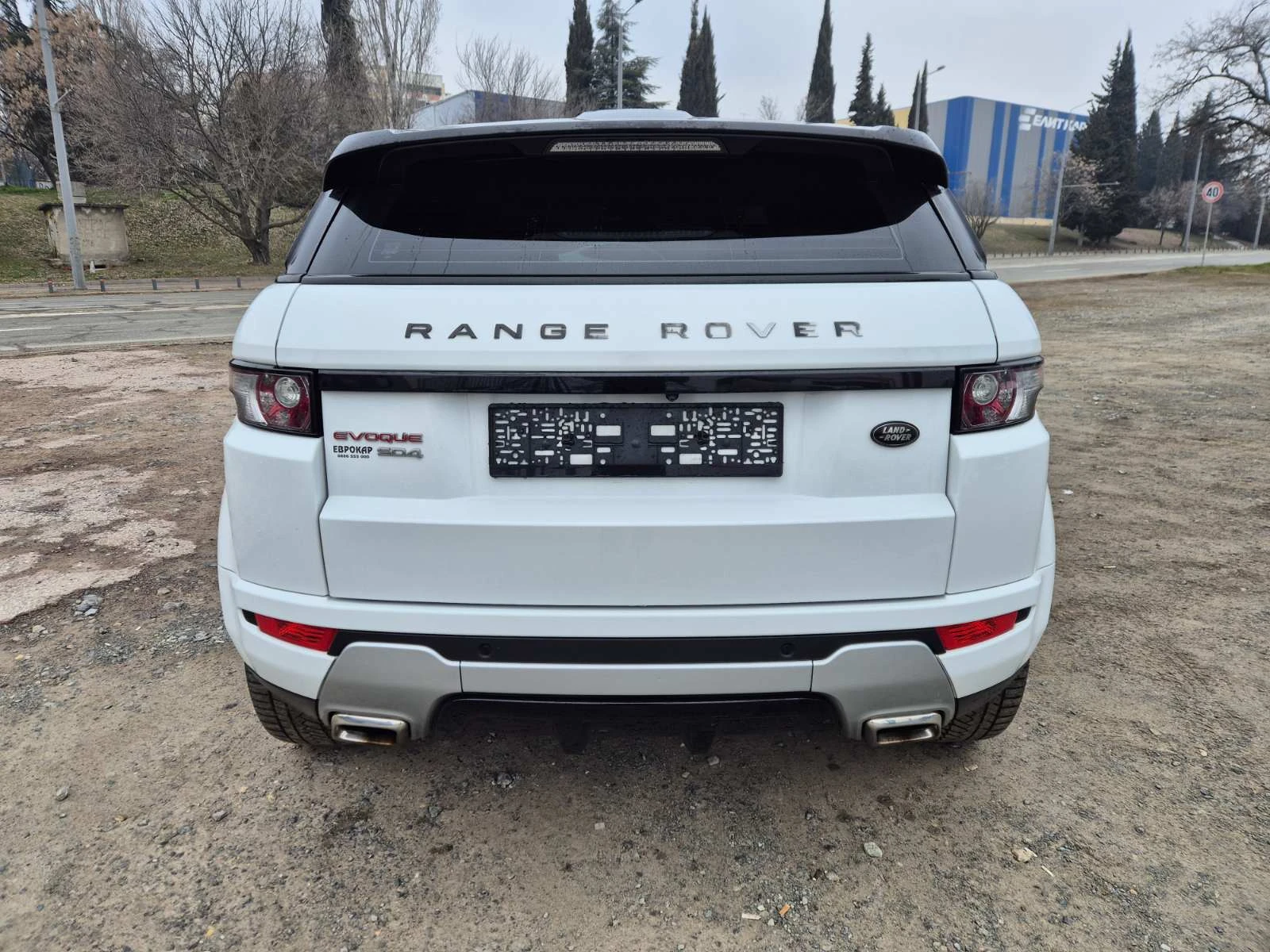 Land Rover Range Rover Evoque 2.2d 190кс - изображение 4