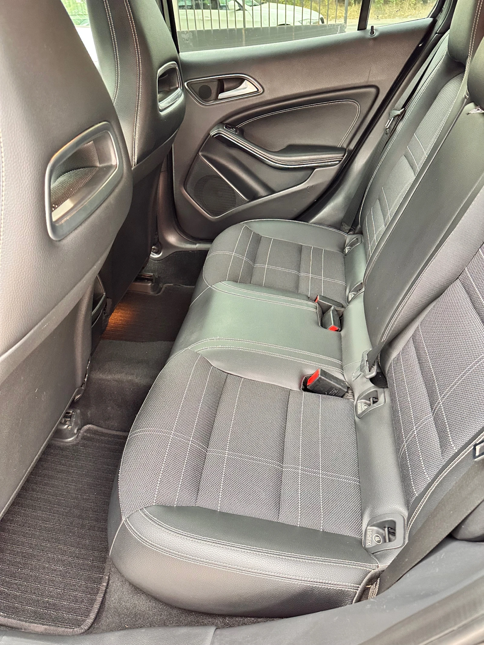 Mercedes-Benz GLA 200 | Mobile.bg   13