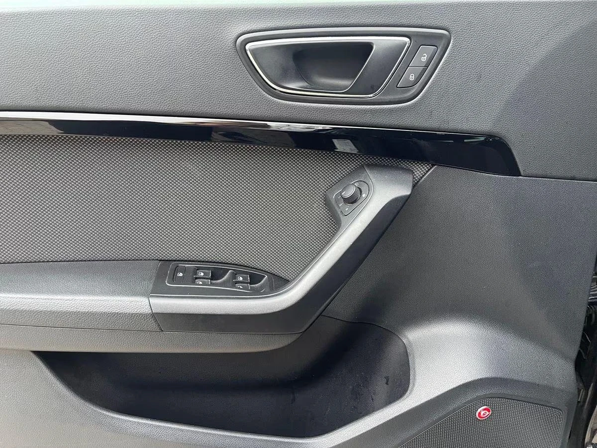 Seat Ateca 2.0TDI/190HP/XCELLENCE/4X4/DSG/CAM/NAVI/KLESS/871g, снимка 10 - Автомобили и джипове - 53705156