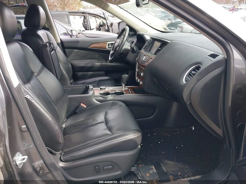 Nissan Pathfinder 3.5l Platinum, снимка 5 - Автомобили и джипове - 53808780