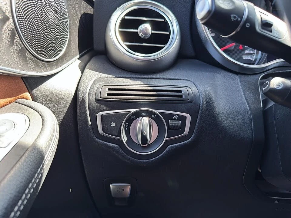 Mercedes-Benz GLC * AвтоКредит * (ЦЕНА ДО БГ), снимка 14 - Автомобили и джипове - 54345717