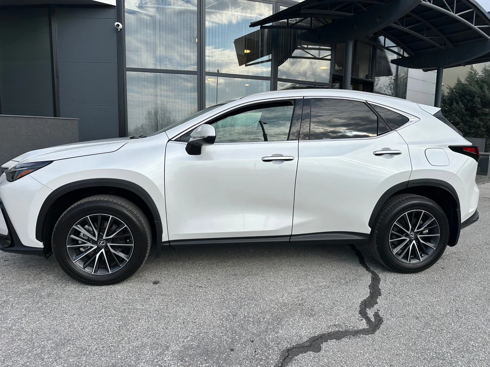 Lexus NX 350 AWD 5615km NEW | Mobile.bg � ����������� 7