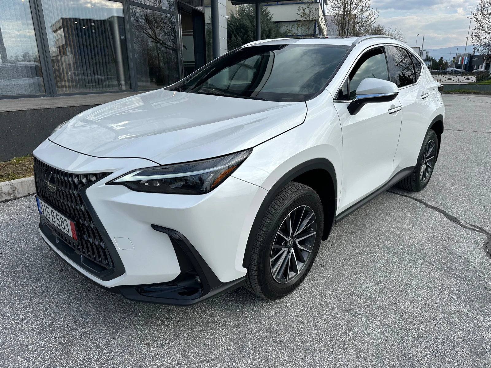 Lexus NX 350 AWD 5615km NEW | Mobile.bg � ����������� 2