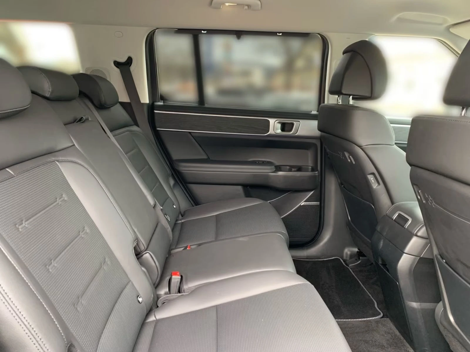 Hyundai Santa fe SIGNATURE/215HP/DIGI/360/KLEES/LED/NAVI/CPLAY/329q, снимка 15 - Автомобили и джипове - 54618296