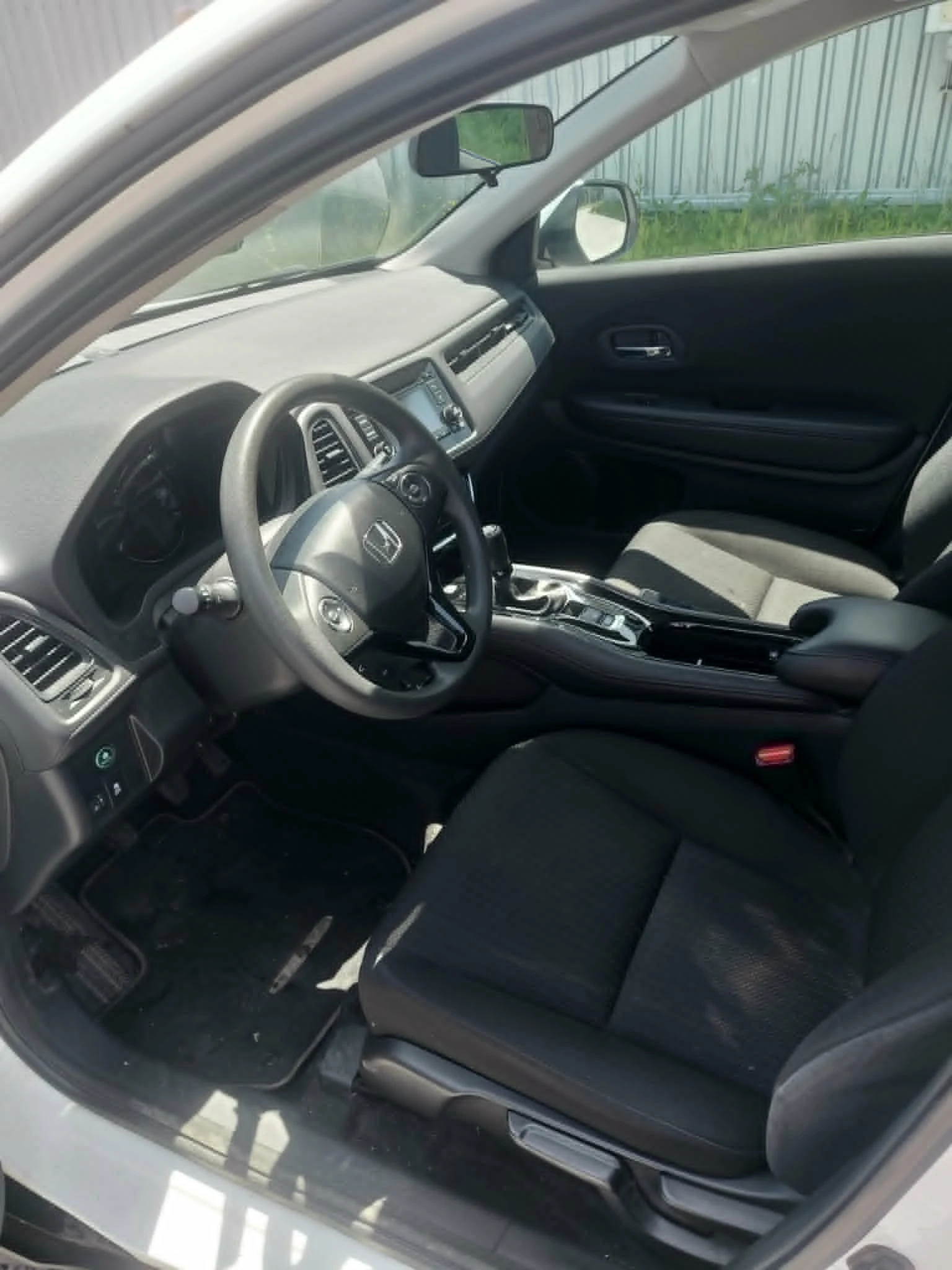Honda Hr-v, снимка 3 - Автомобили и джипове - 54761893