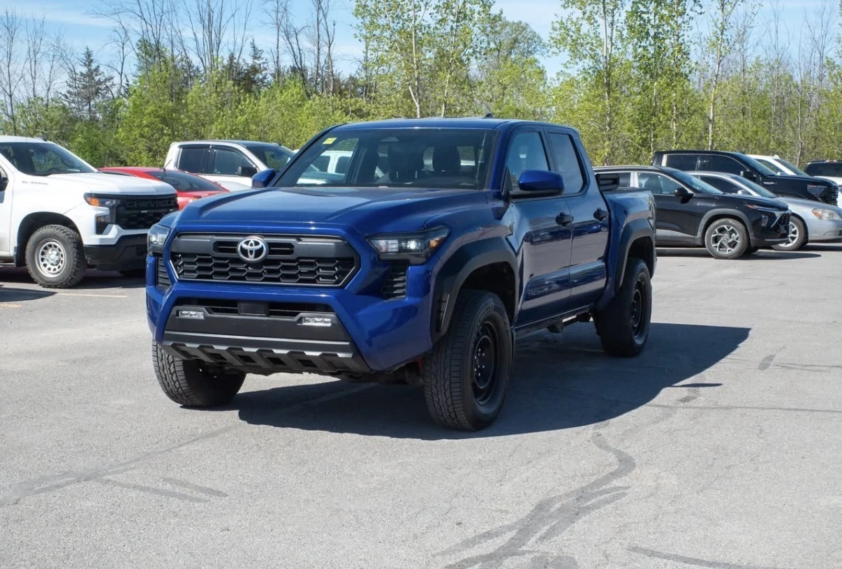 Toyota Tacoma TRD OFF ROAD * 4WD * ПОДГРЕВ * РЪЧКА * CARFAX * , снимка 3 - Автомобили и джипове - 55103815