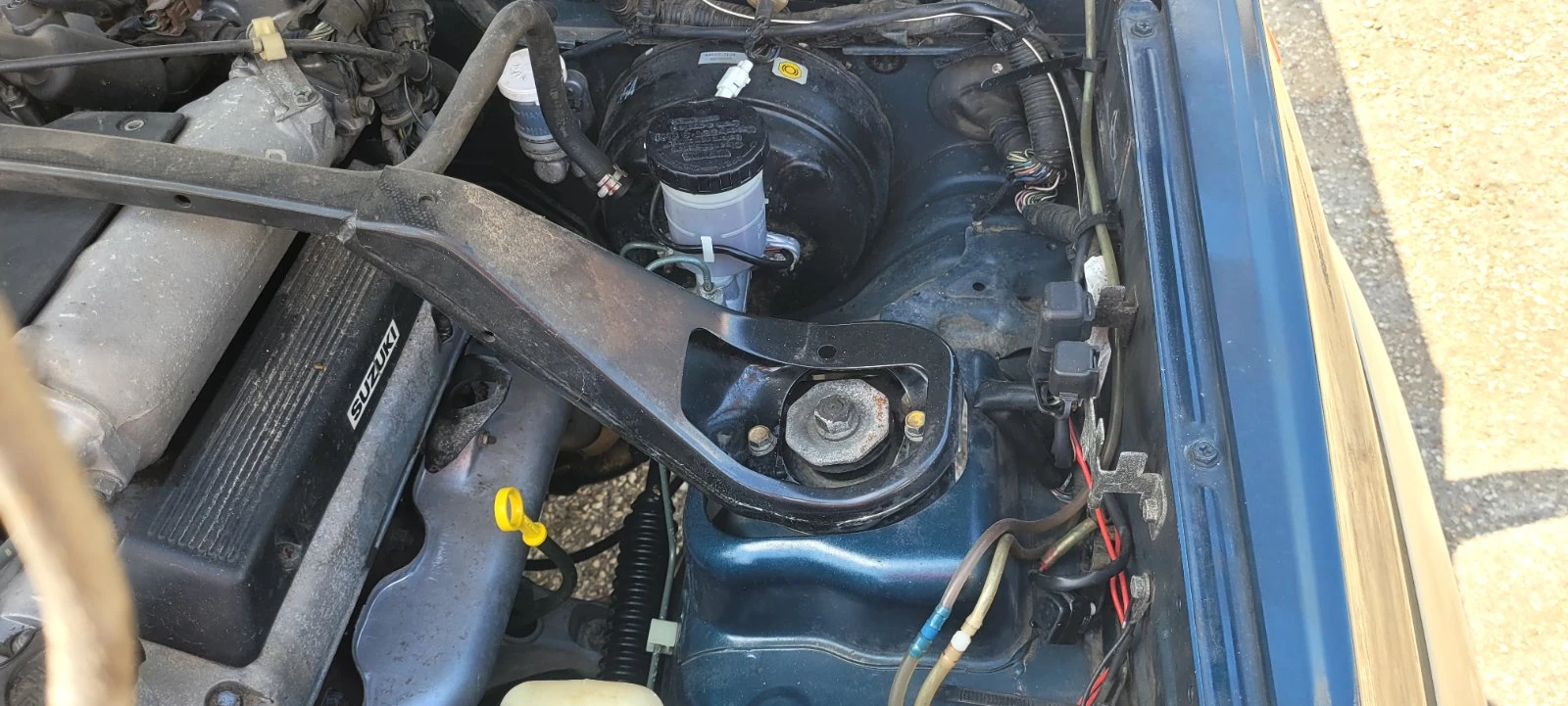 Suzuki Vitara 2.0 V6 КЛИМАТИК КОЖЕН САЛОН, снимка 15 - Автомобили и джипове - 55407091