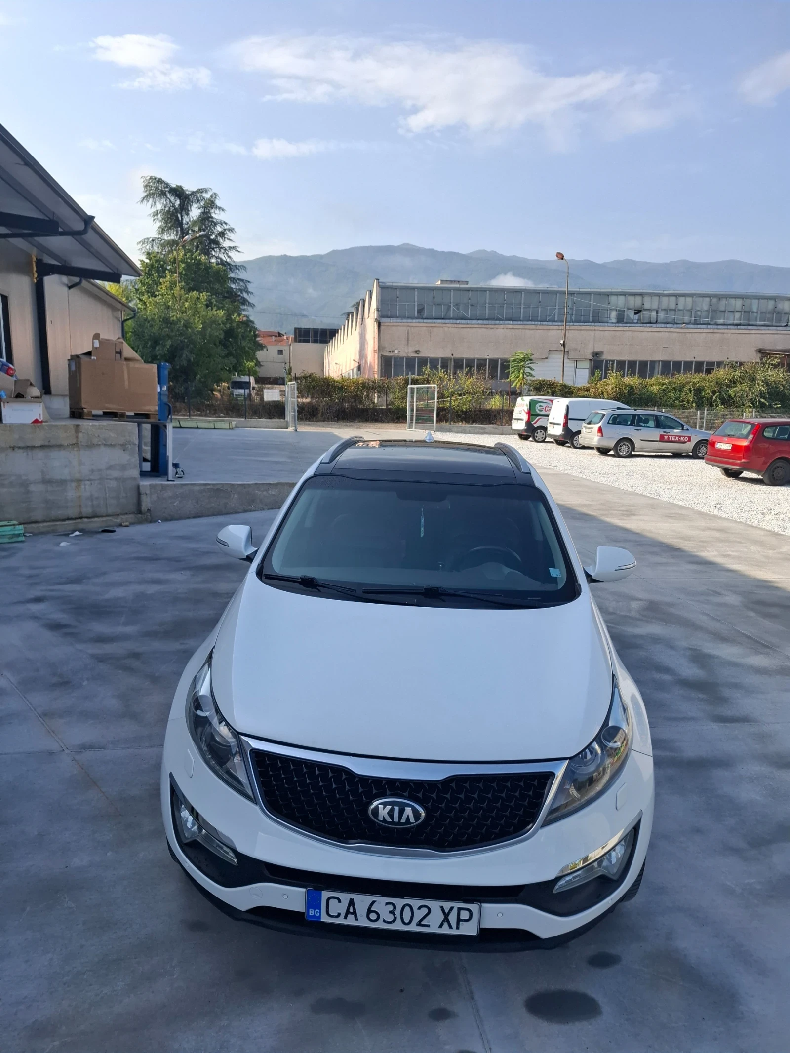 Kia Sportage, снимка 3 - Автомобили и джипове - 55873804