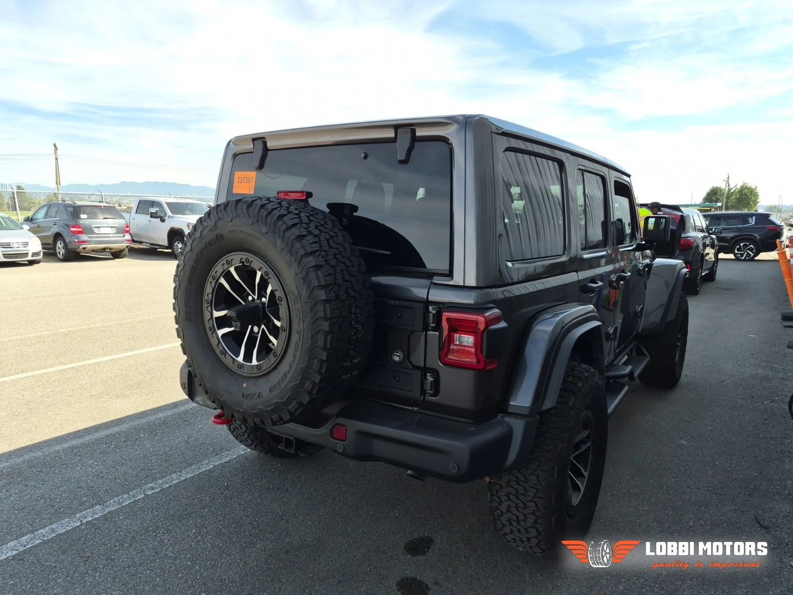 Jeep Wrangler, снимка 3 - Автомобили и джипове - 55928646