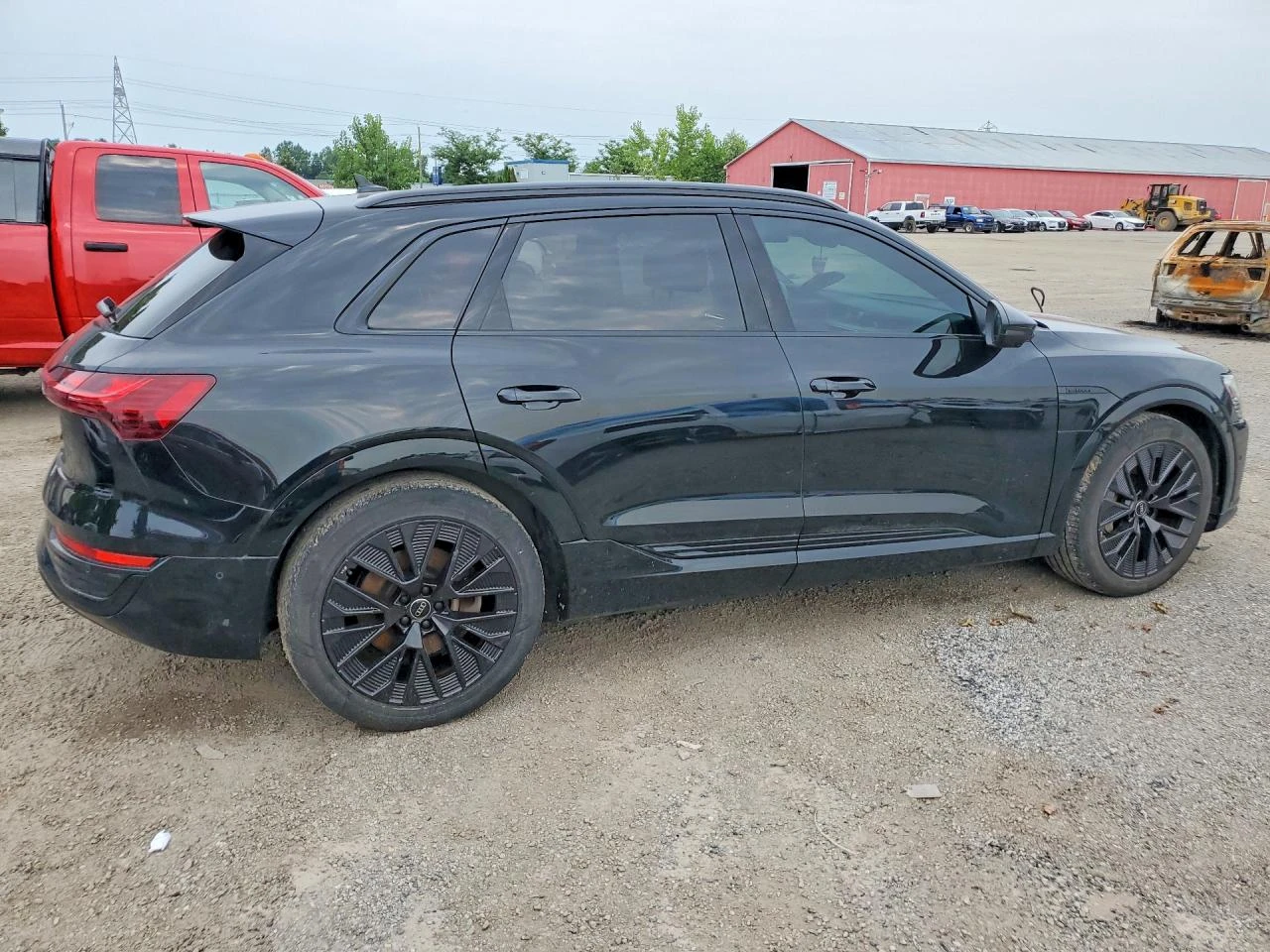 Audi Q8 * E-TRON* PREMIUM* QUATTRO*  | Mobile.bg � ����������� 4
