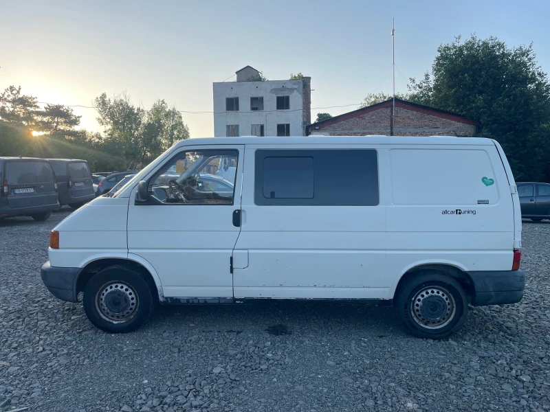 VW Transporter 2.4D, снимка 4 - Бусове и автобуси - 51351536