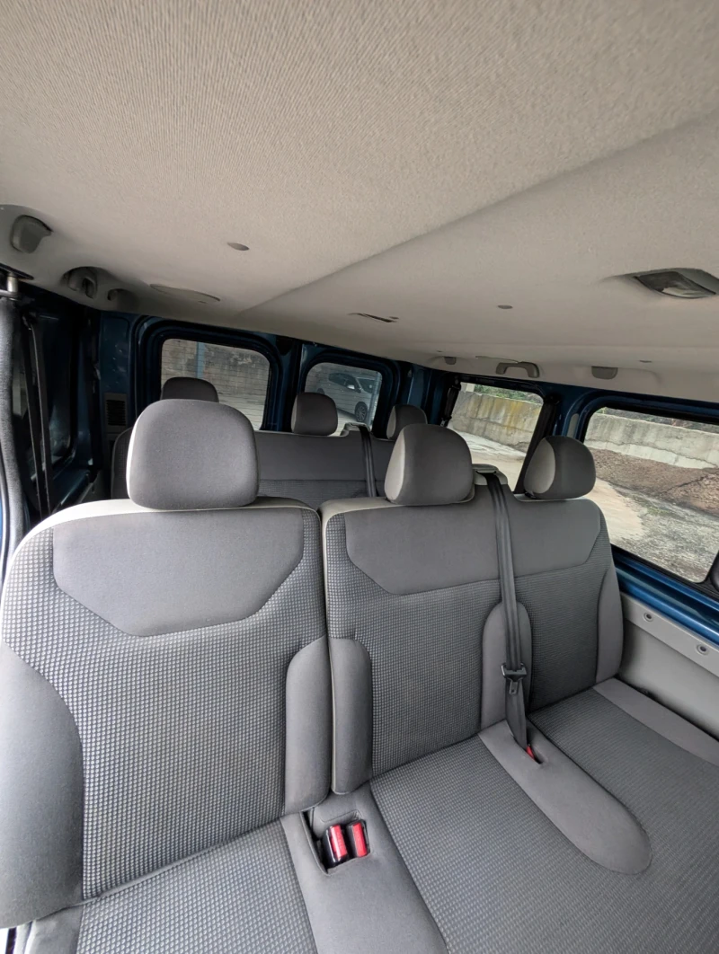 Opel Vivaro 2.0 CDTI, снимка 8 - Бусове и автобуси - 52642557
