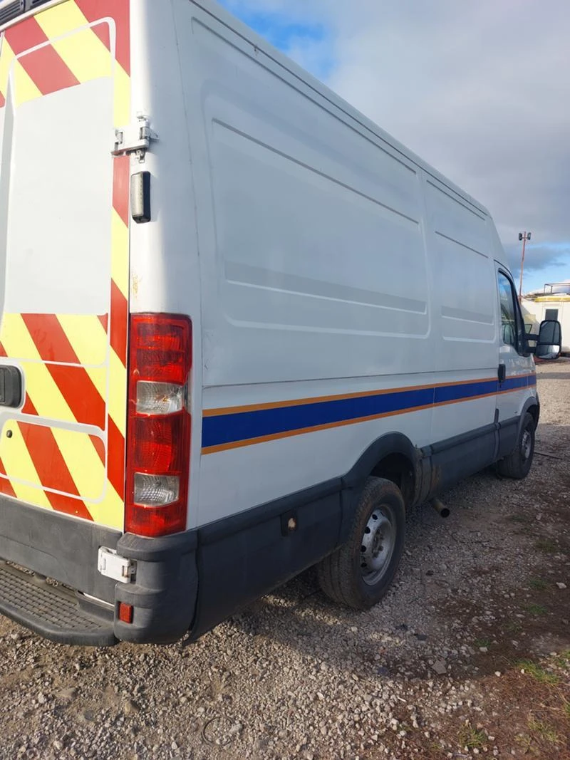 Iveco Daily, снимка 3 - Бусове и автобуси - 46919739