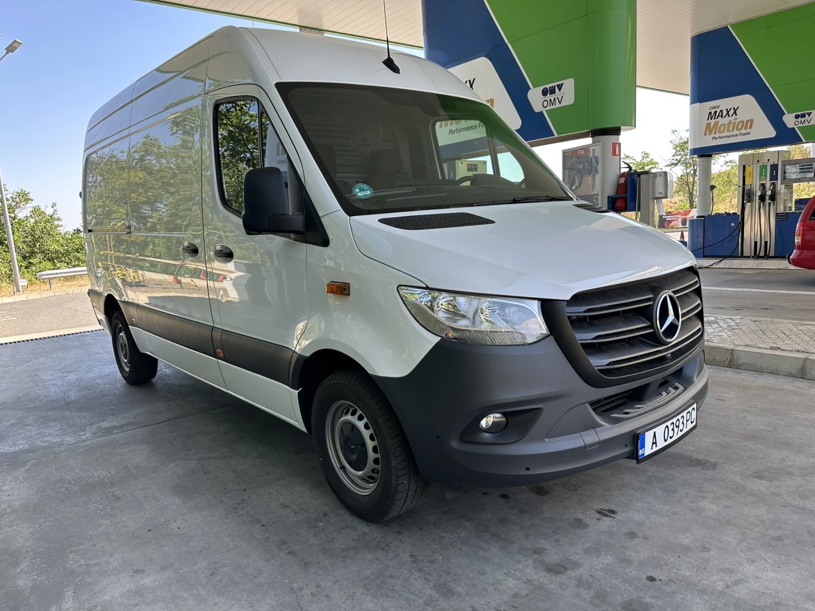 Mercedes-Benz Sprinter 317 CDI -11 000КМ - изображение 3