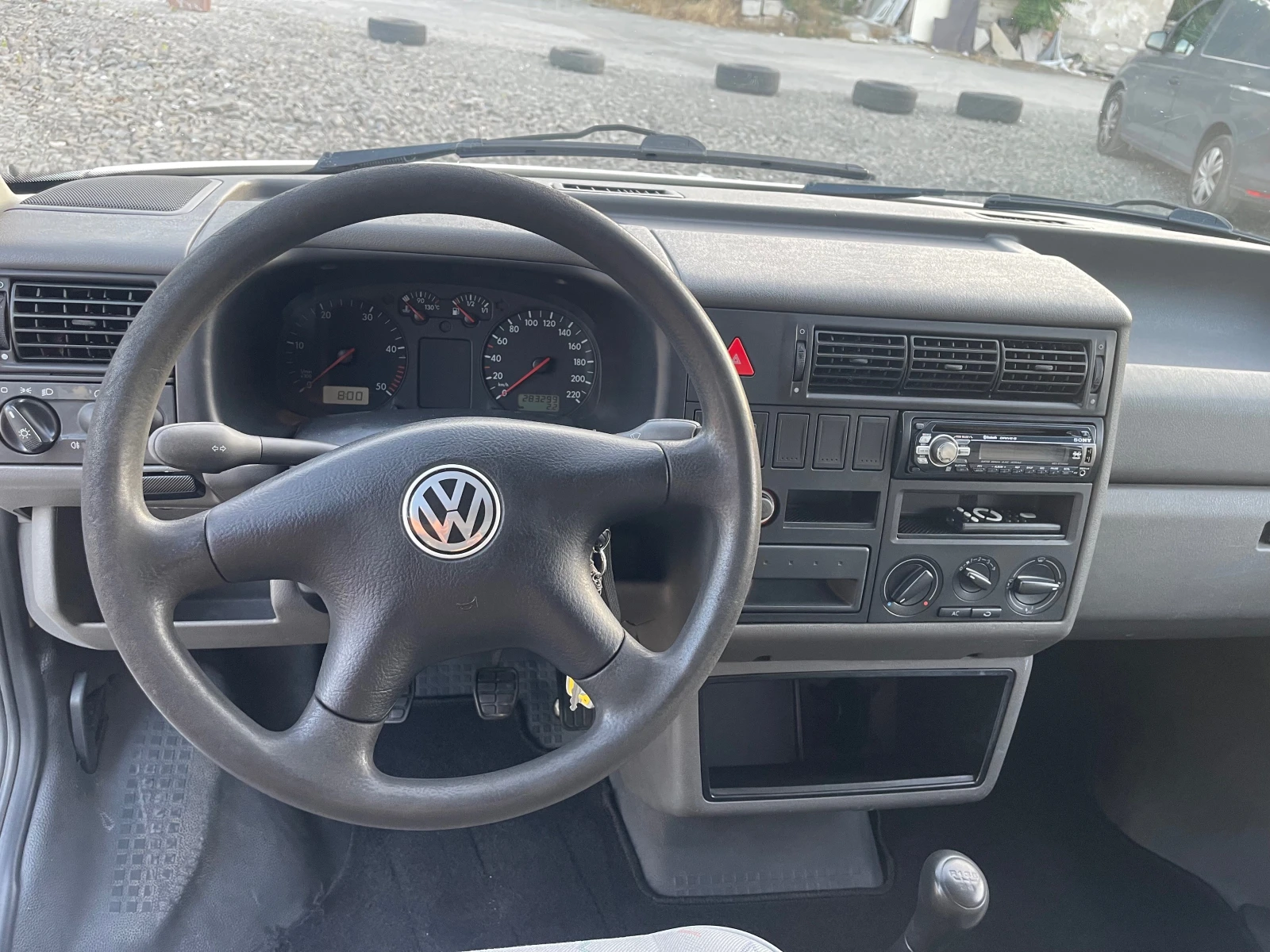 VW Transporter 2.4D - изображение 7