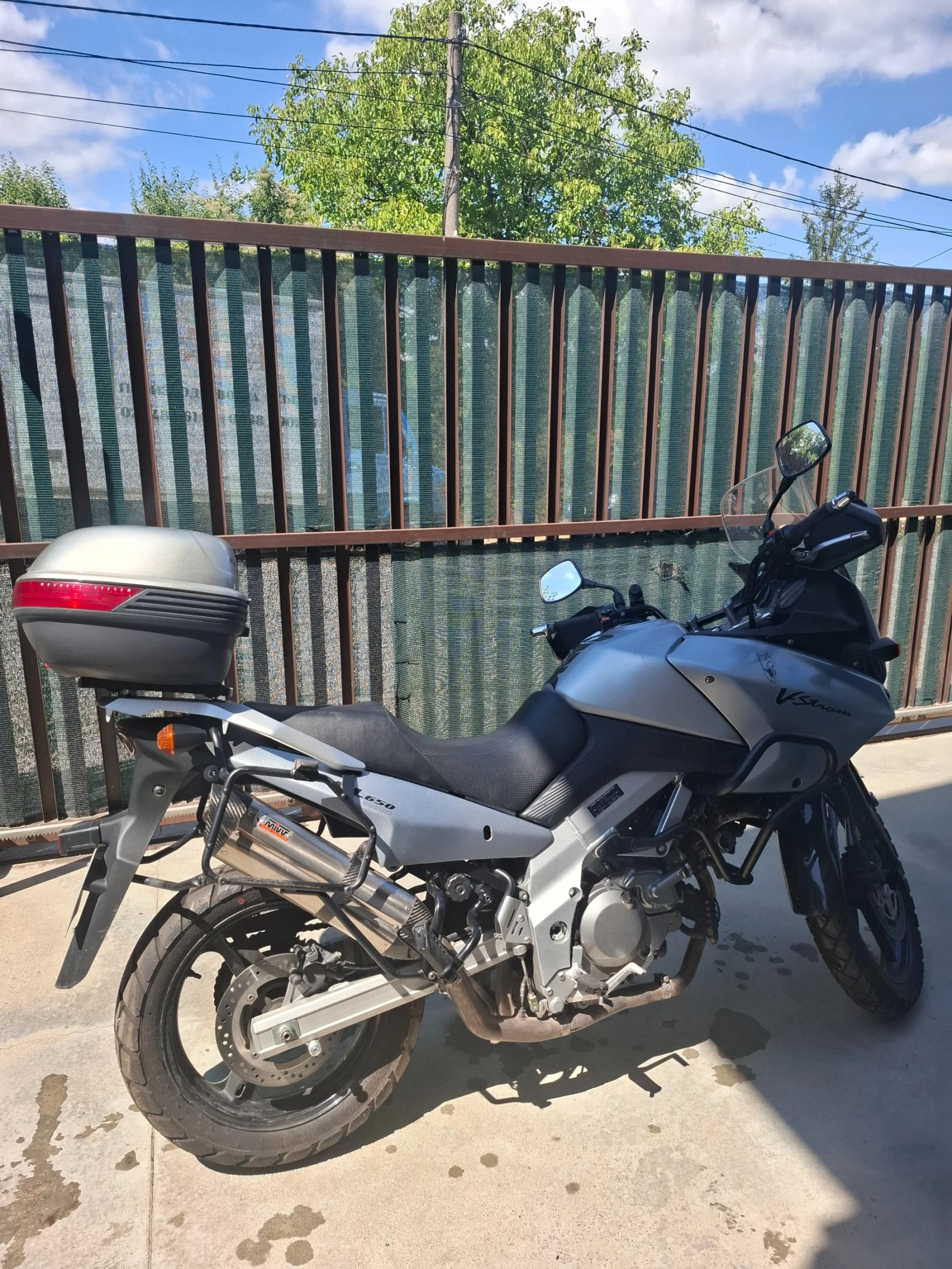 Suzuki V-strom