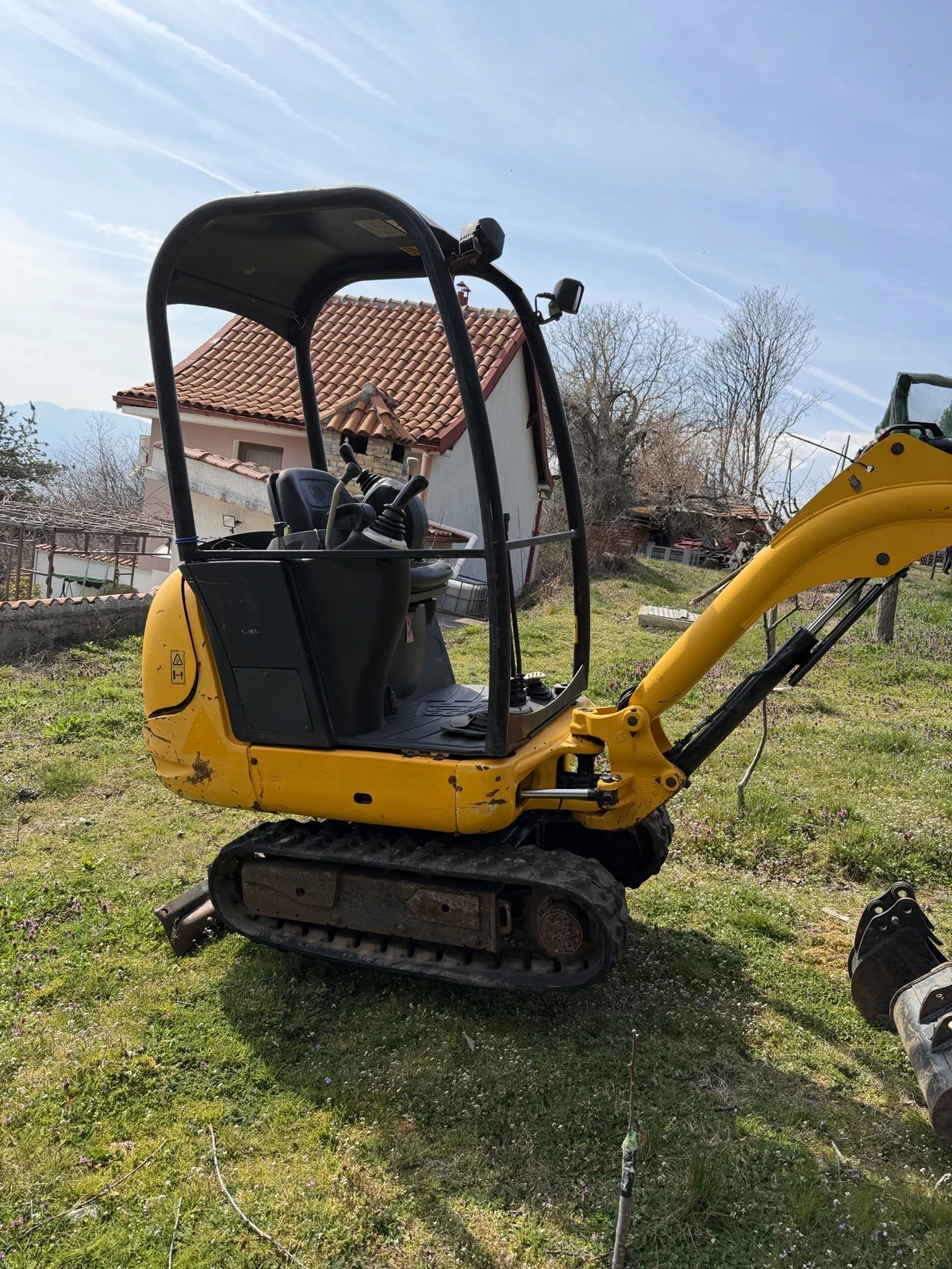 Багер JCB 8214, снимка 4 - Индустриална техника - 53992476