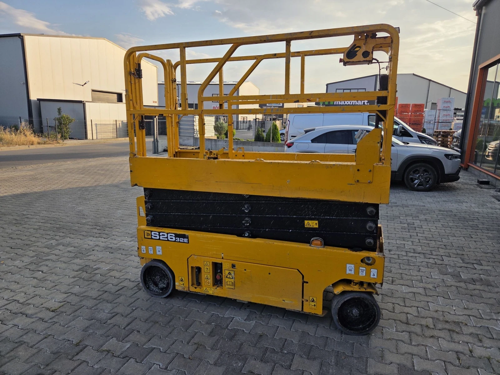 Автовишка Друга марка JCB 