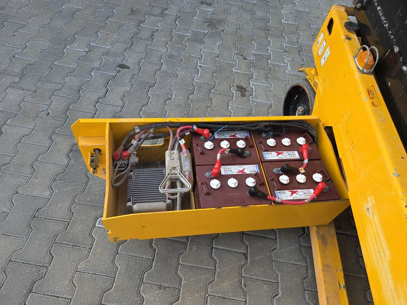Автовишка Друга марка JCB , снимка 4 - Индустриална техника - 55660232
