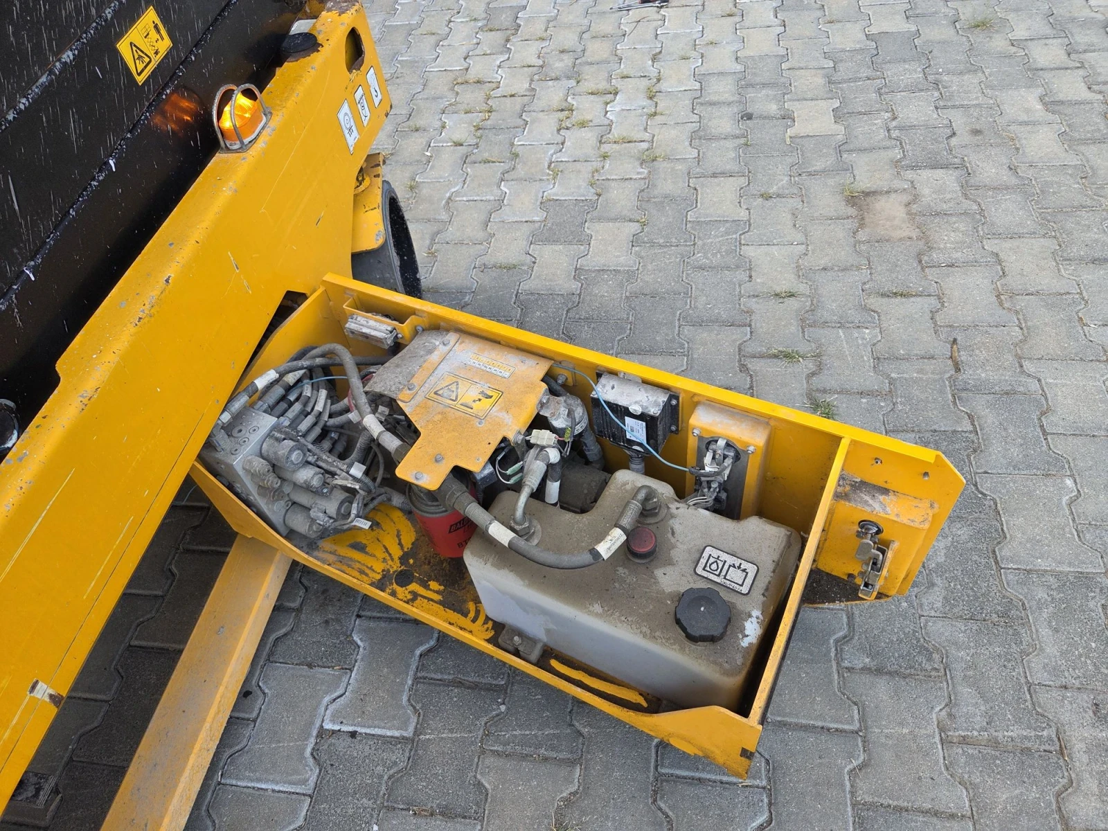 Автовишка Друга марка JCB , снимка 6 - Индустриална техника - 55660232