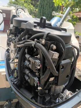 Моторна яхта Quicksilver 470, снимка 16