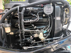 Моторна яхта Quicksilver 470, снимка 2