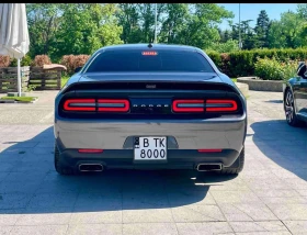 Dodge Challenger 5.7 Hemi, снимка 8