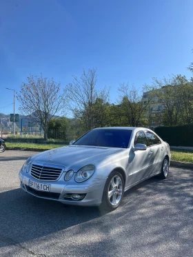 Mercedes-Benz E 320, снимка 2