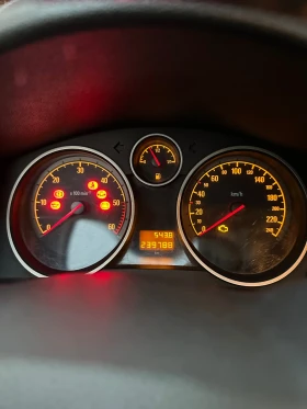 Opel Astra H 1.7 CDTI, снимка 13