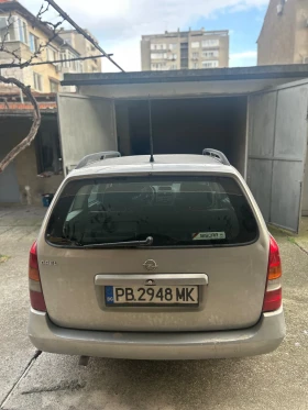 Opel Astra Комби, снимка 4