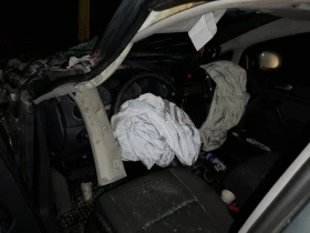 VW Golf Plus 1.4 | Mobile.bg    9