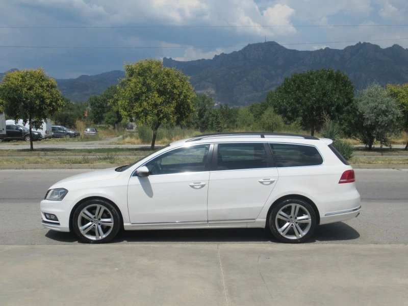 VW Passat 2.0TDI R-Line * Перфектен* , снимка 2 - Автомобили и джипове - 46612058