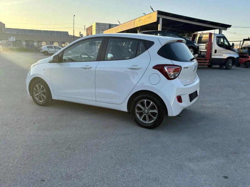 Hyundai I10 1.2-4цилиндъра, снимка 6 - Автомобили и джипове - 47021369